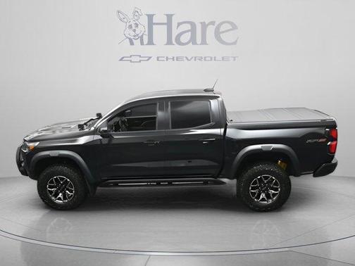 Black 2026 Chevrolet Colorado ZR2