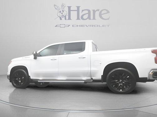Summit White 2025 Chevrolet Silverado 1500 LT