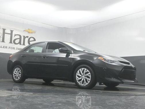 Black Sand Pearl 2018 Toyota Corolla LE