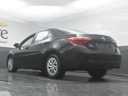 Black Sand Pearl 2018 Toyota Corolla LE