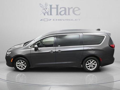 Granite Crystal Clearcoat Metallic 2023 Chrysler Pacifica Touring-L