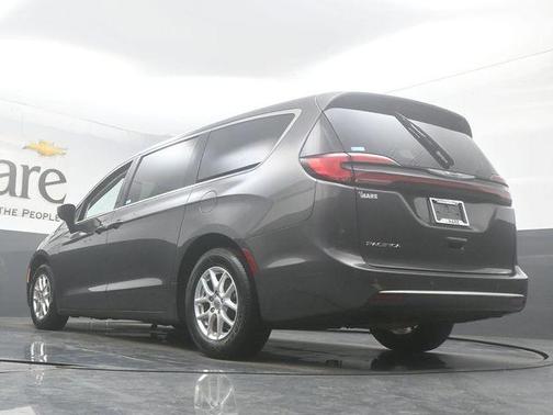 Granite Crystal Clearcoat Metallic 2023 Chrysler Pacifica Touring-L