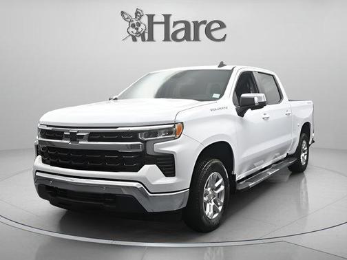 Summit White 2026 Chevrolet Silverado 1500 LT