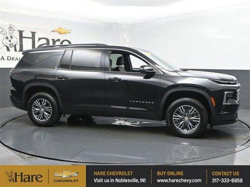 2025 Chevrolet Traverse LT