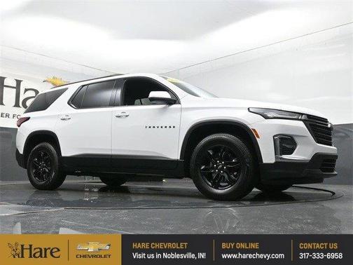 2022 Chevrolet Traverse LT Cloth
