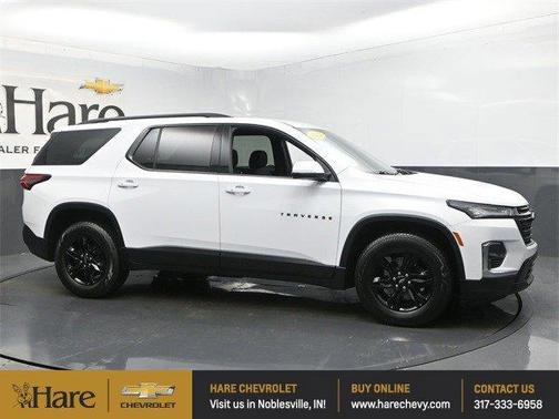 2022 Chevrolet Traverse LT Cloth