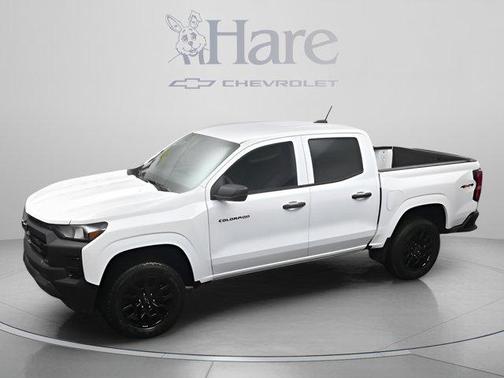 Summit White 2026 Chevrolet Colorado WT