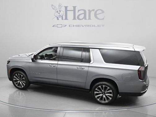 Sterling Gray Metallic 2026 Chevrolet Suburban High Country
