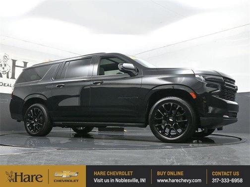 2023 Chevrolet Suburban RST