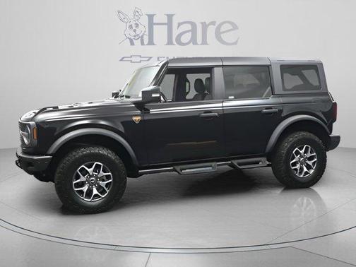 Shadow Black 2024 Ford Bronco Badlands