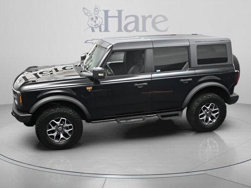 Shadow Black 2024 Ford Bronco Badlands
