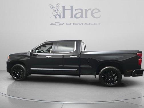 Black 2024 Chevrolet Silverado 1500 High Country