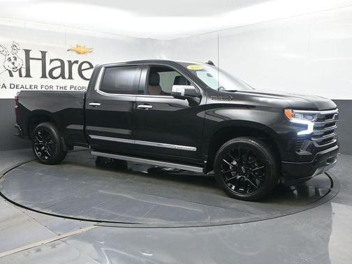 Black 2024 Chevrolet Silverado 1500 High Country