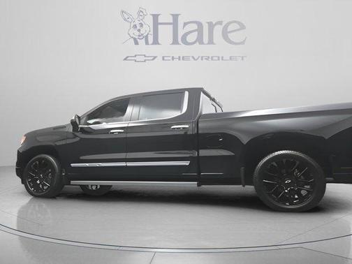Black 2024 Chevrolet Silverado 1500 High Country