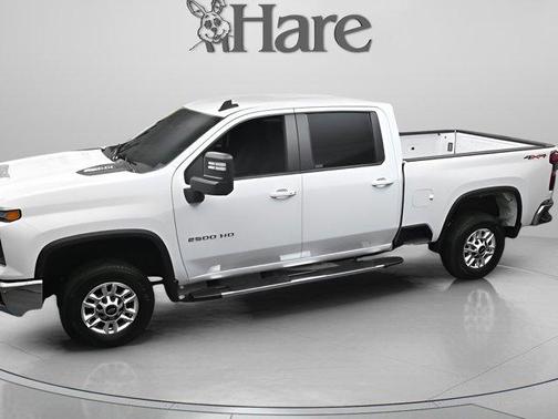 Summit White 2025 Chevrolet Silverado 2500 LT