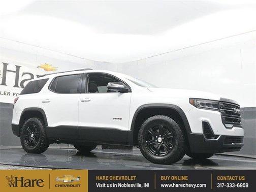 2022 GMC Acadia AT4