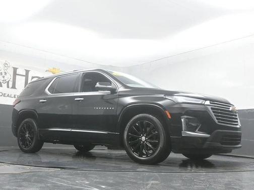 Mosaic Black Metallic 2023 Chevrolet Traverse Premier