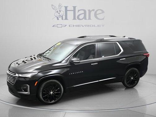 Mosaic Black Metallic 2023 Chevrolet Traverse Premier