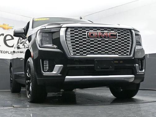 Onyx Black 2023 GMC Yukon XL Denali