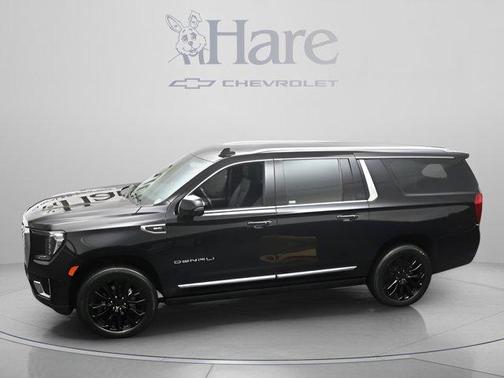 Onyx Black 2023 GMC Yukon XL Denali