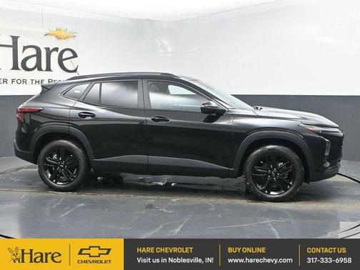 Mosaic Black Metallic 2026 Chevrolet Trax ACTIV SUV