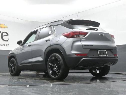 Sterling Gray Metallic 2026 Chevrolet Trailblazer LT
