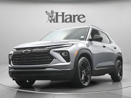 Sterling Gray Metallic 2026 Chevrolet Trailblazer LT