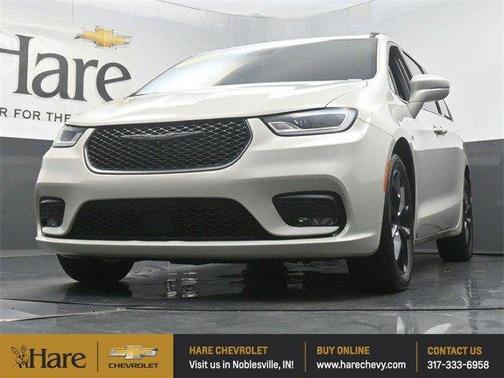 2021 Chrysler Pacifica Touring-L
