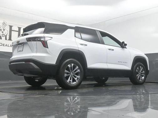 Summit White 2026 Chevrolet Equinox LT