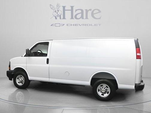Summit White 2026 Chevrolet Express 2500 Work Van