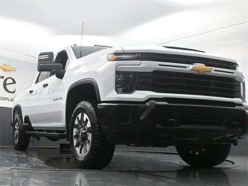 2026 Chevrolet Silverado 2500 Custom