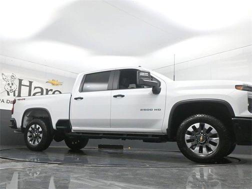 2026 Chevrolet Silverado 2500 Custom