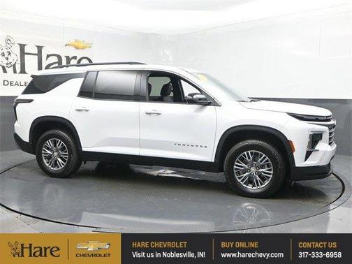 2025 Chevrolet Traverse LT
