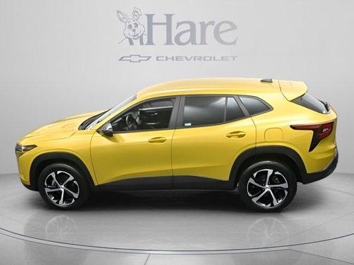 Nitro Yellow 2024 Chevrolet Trax 1RS