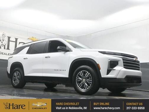 2025 Chevrolet Traverse LT