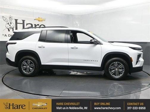 2025 Chevrolet Traverse LT
