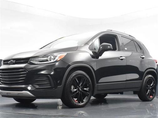 Photo 4 of 52 of 2019 Chevrolet Trax LT