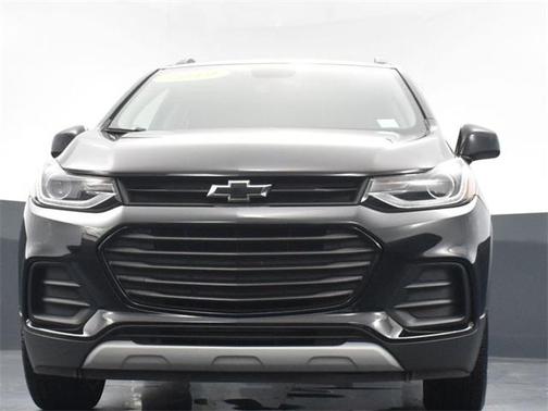 Photo 3 of 52 of 2019 Chevrolet Trax LT