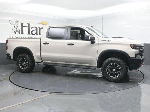 White Sand 2026 Chevrolet Silverado 1500 ZR2