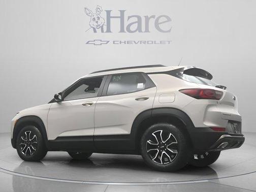 White Sand 2026 Chevrolet Trailblazer ACTIV