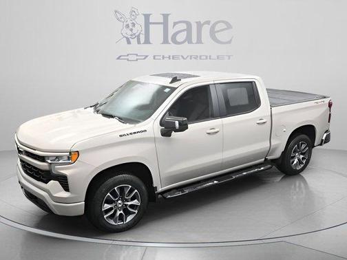 White Sand 2026 Chevrolet Silverado 1500 RST
