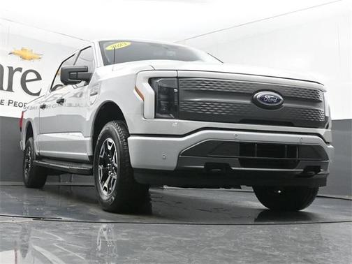 2023 Ford F-150 Lightning XLT