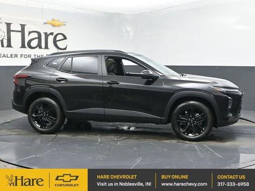 Mosaic Black Metallic 2026 Chevrolet Trax ACTIV SUV