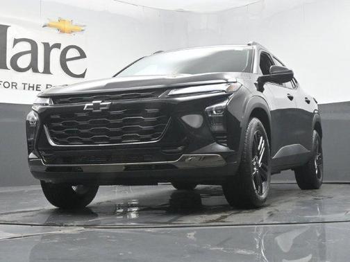 Mosaic Black Metallic 2026 Chevrolet Trax ACTIV