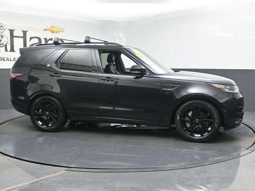 Santorini Black 2020 Land Rover Discovery Landmark