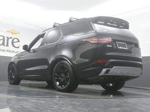 Santorini Black 2020 Land Rover Discovery Landmark