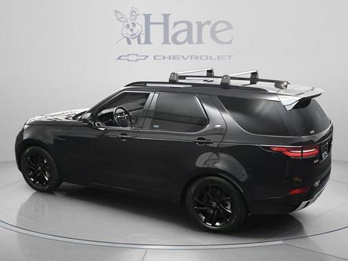 Santorini Black 2020 Land Rover Discovery Landmark