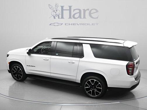 Summit White 2024 Chevrolet Suburban RST