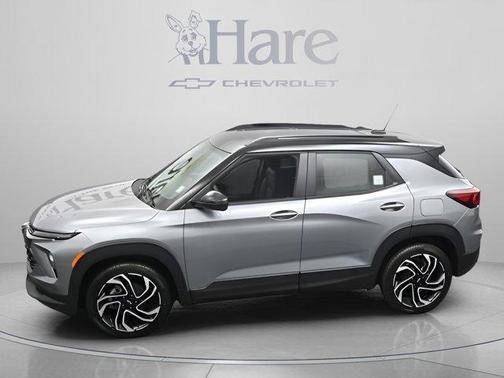 Sterling Gray Metallic 2026 Chevrolet Trailblazer RS