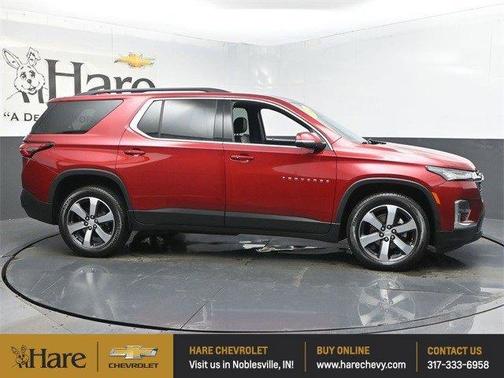 2023 Chevrolet Traverse LT Leather